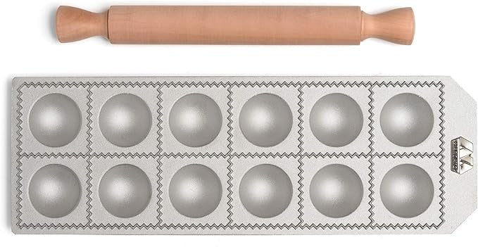 Marcato Ravioli Mold 12 Large Round with Rolling Pin
