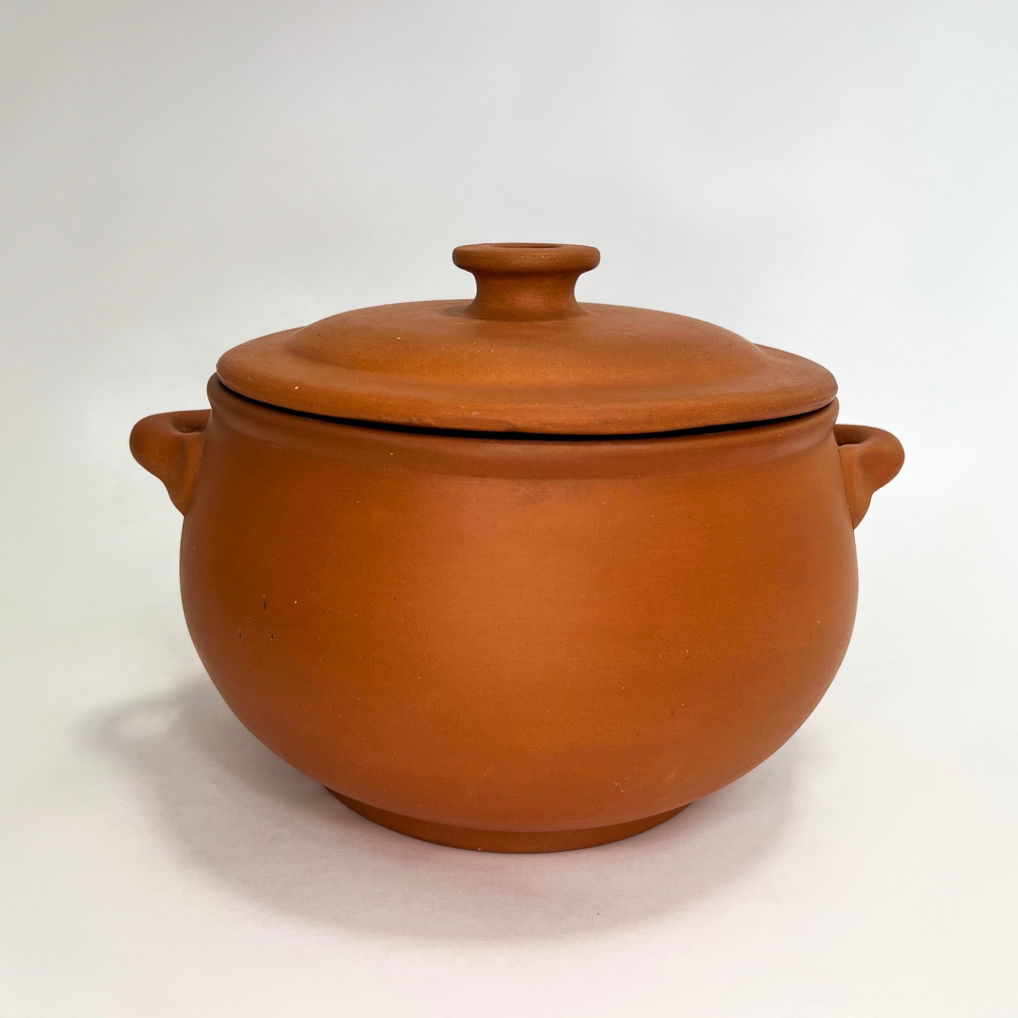 Handmade Ceramic Pot With Handles and Lid Red Clay Saucepan Ceramic Bread  Baker Pan Pottery 