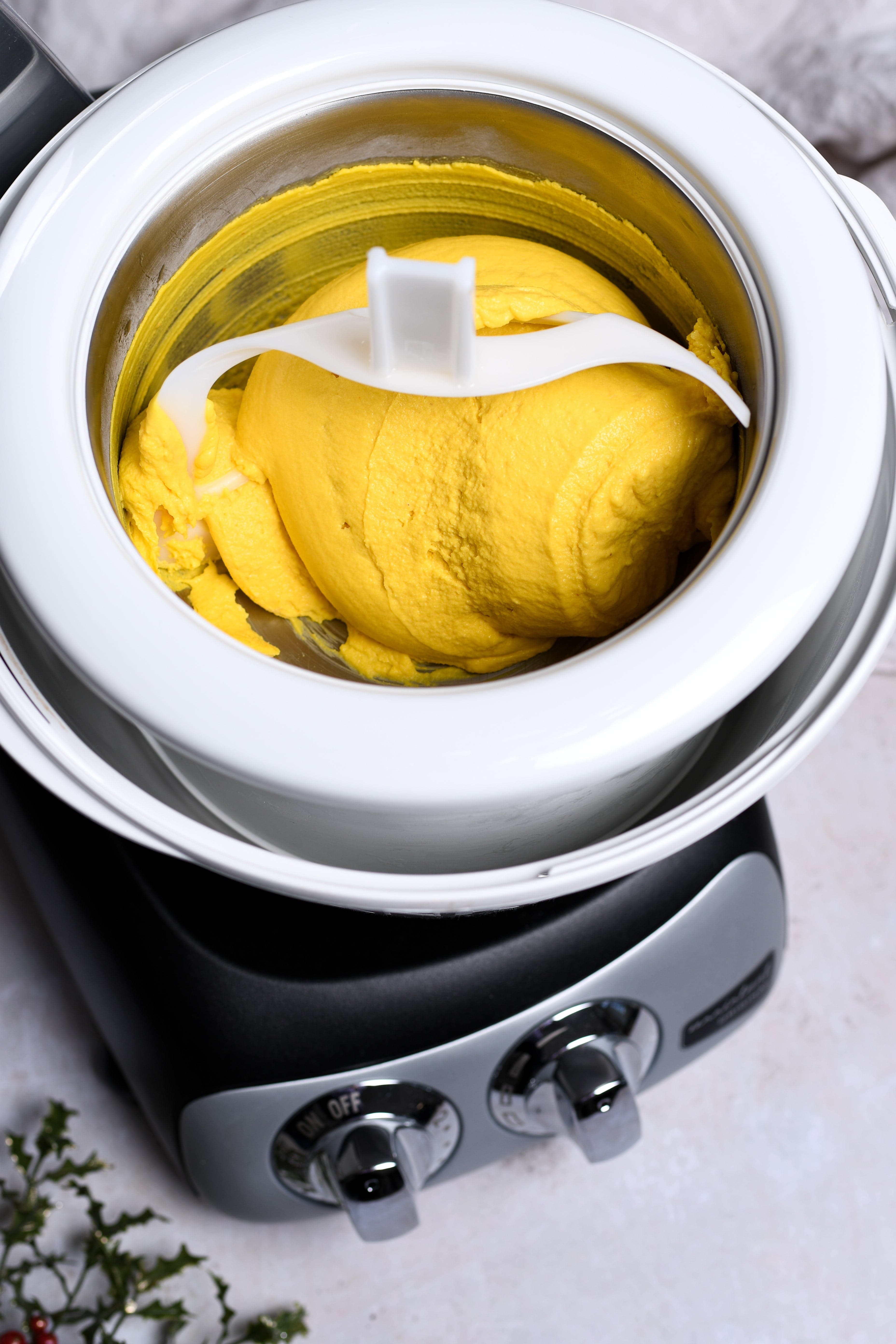 Electrical Appliances Ankarsrum Ice Cream Maker with Spatula - Original Assistent Stand Mixer Attachment for AKM6230