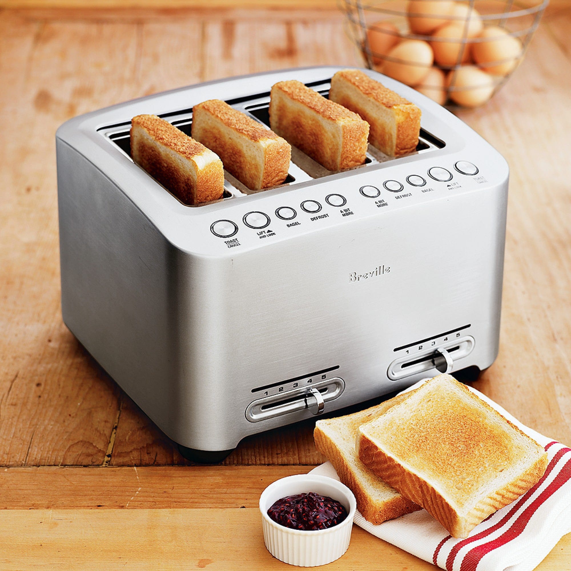 Electrical Appliances Breville Die-Cast Smart 4 Slot Toaster
