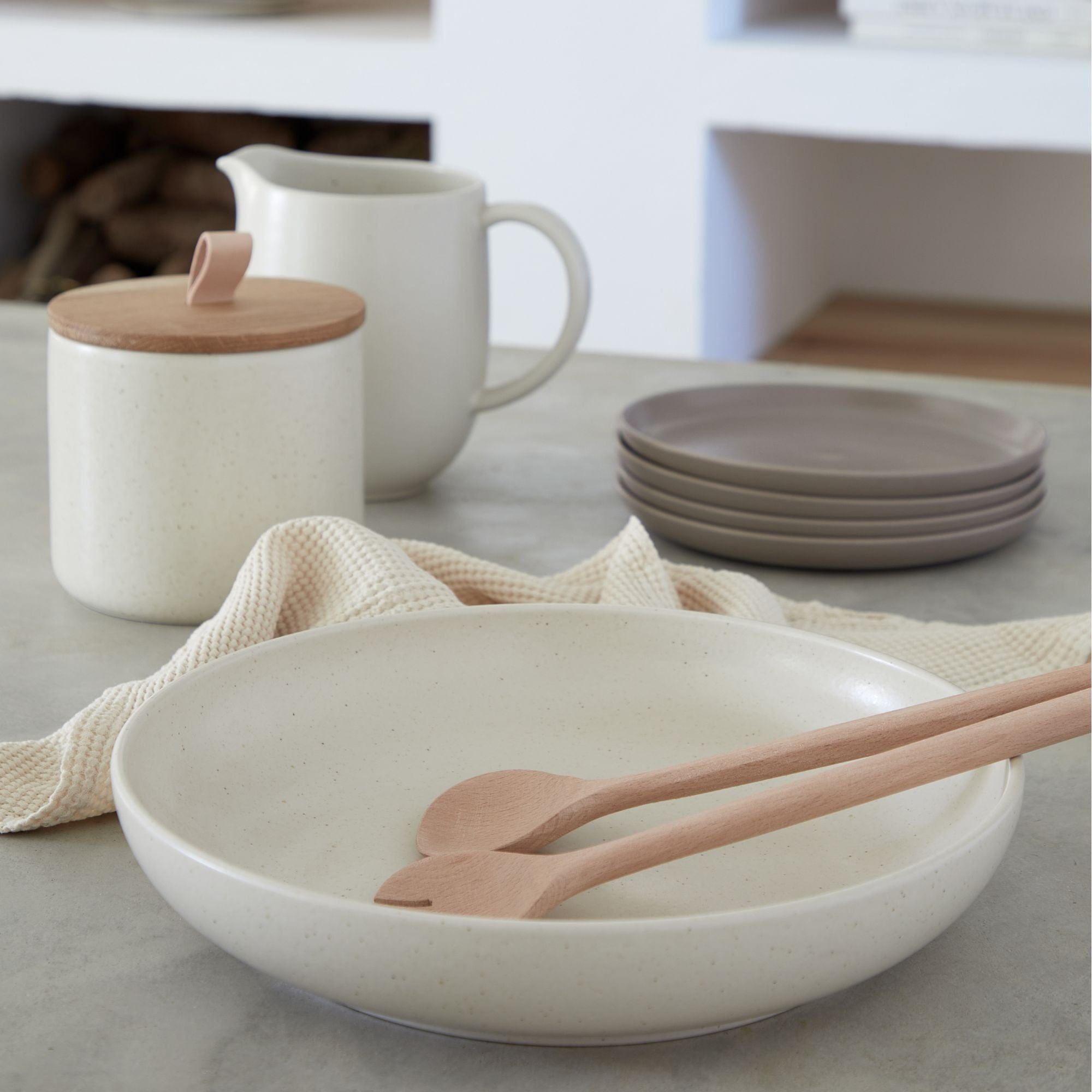 Tabletop Casafina Pacifica Serving Bowl 13"