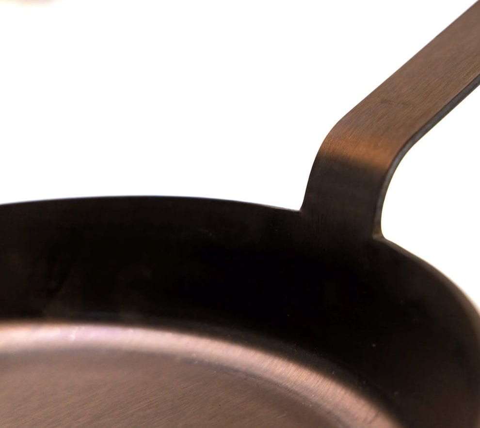 Cookware Cast-A-Way Carbon Steel Skillet, 8" & 10"