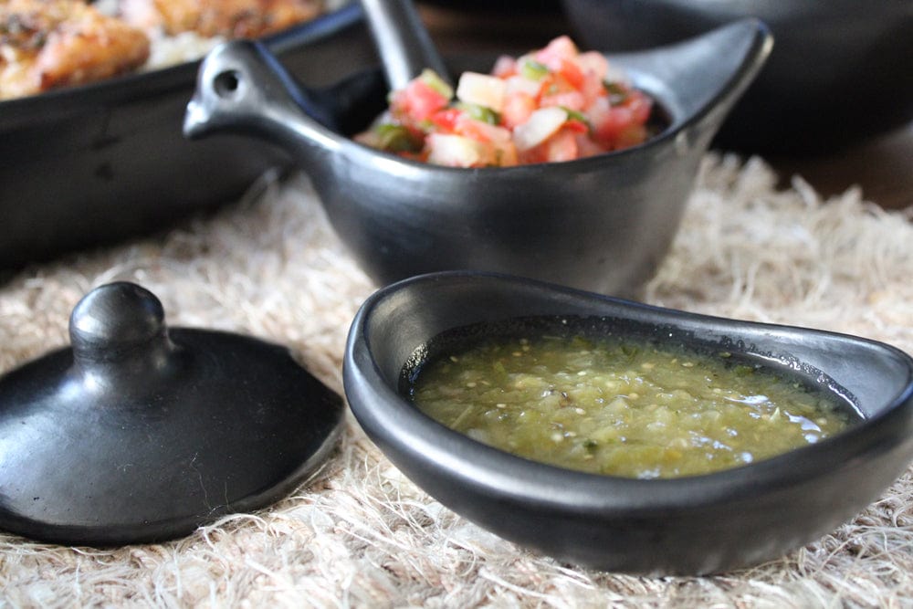Chamba Cookware Chamba Hen Salsa Dish w/ Spoon