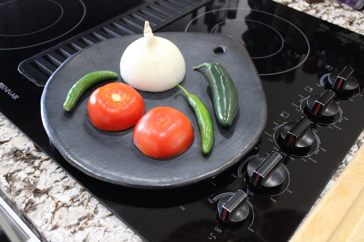 Chamba Cookware Authentic Chamba Comal - Black Clay Concave Griddle for Heating Tortillas and Roasting Veggies  - Stovetop & Oven Safe – Handmade in Colombia