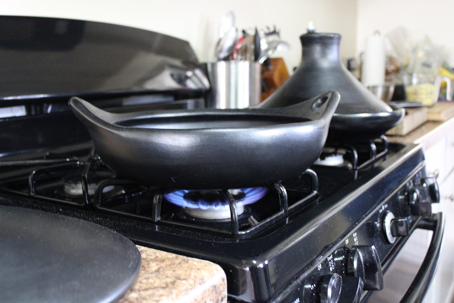 Chamba Cookware Authentic Chamba Paella Pan - Elegant, All-Natural Black Clay Casserole for Braising, Baking and Serving Paella, Stews and More- Stovetop & Oven Safe – Handmade in Colombia