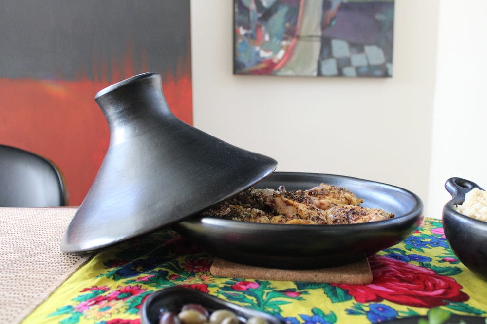 Chamba Cookware Authentic Chamba Tagine - Elegant, All-Natural Black Clay Pan for Braising, Baking and Serving Stews and More - Distinctive Shape Keeps Food Moist - Stovetop & Oven Safe – Handmade in Colombia