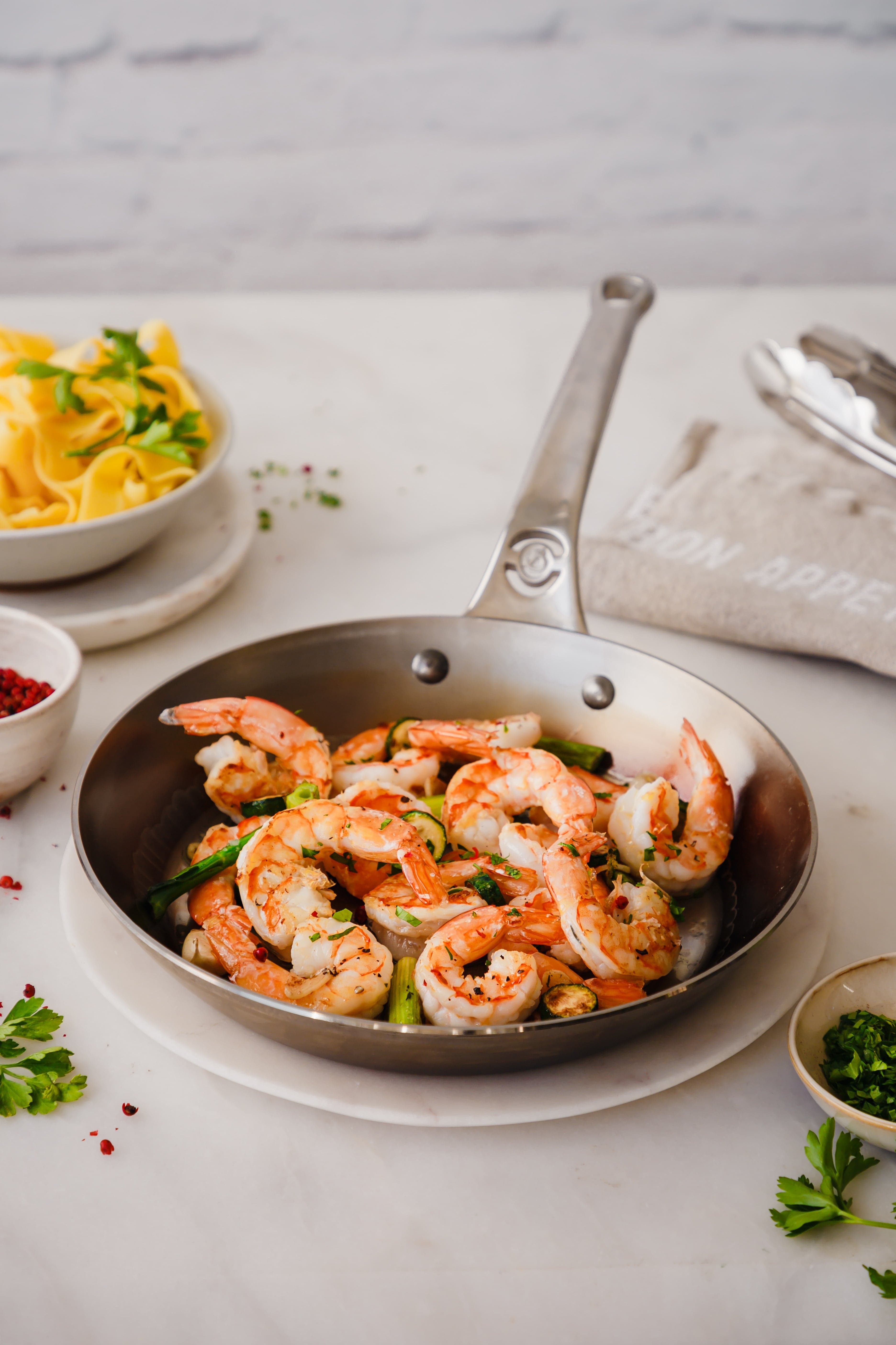 Cookware de Buyer Mineral B Pro Carbon Steel Frypan with Oven Safe Handle - 8", 9.5", 11"