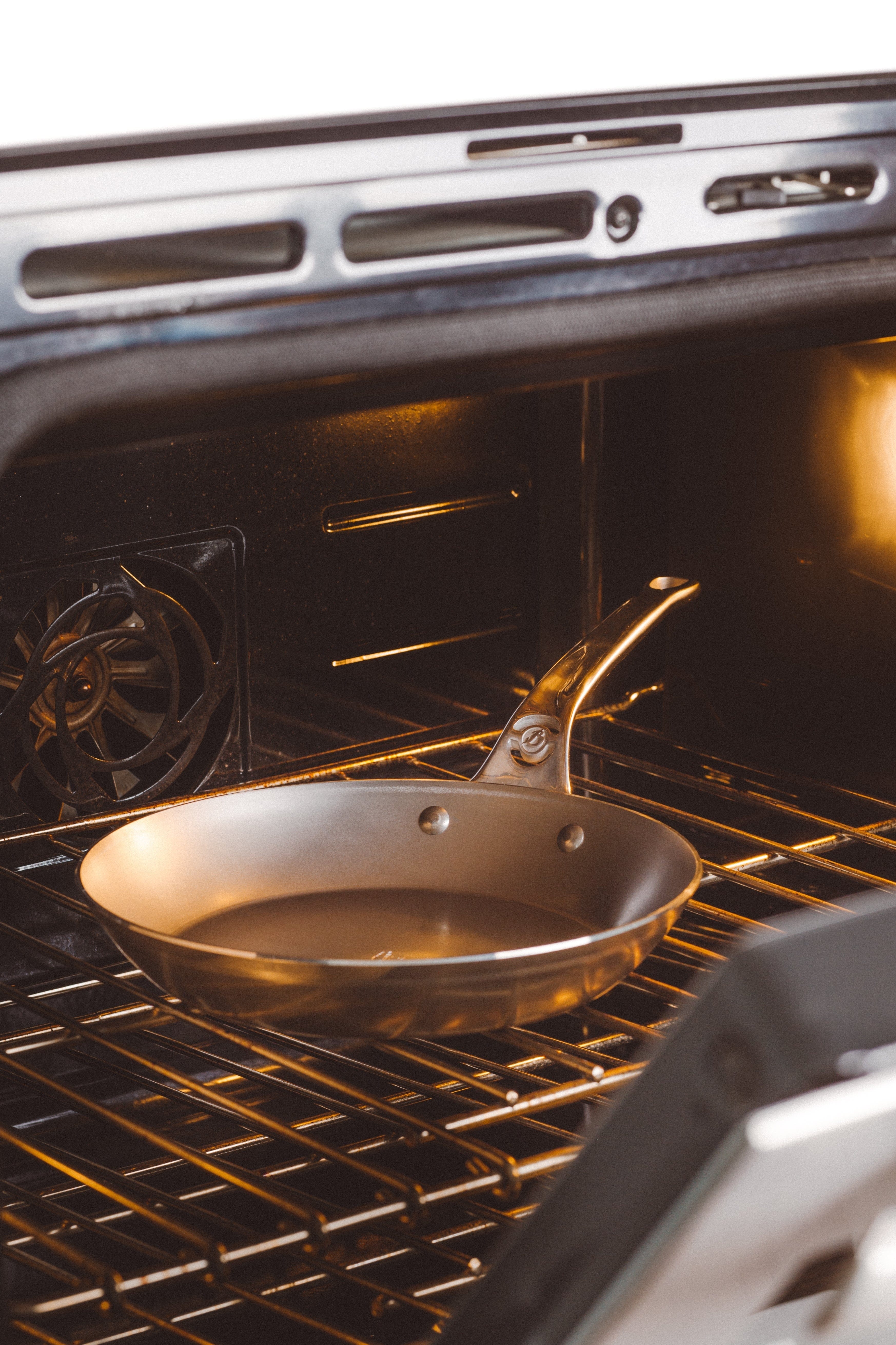 Cookware de Buyer Mineral B Pro Carbon Steel Frypan with Oven Safe Handle - 8", 9.5", 11"