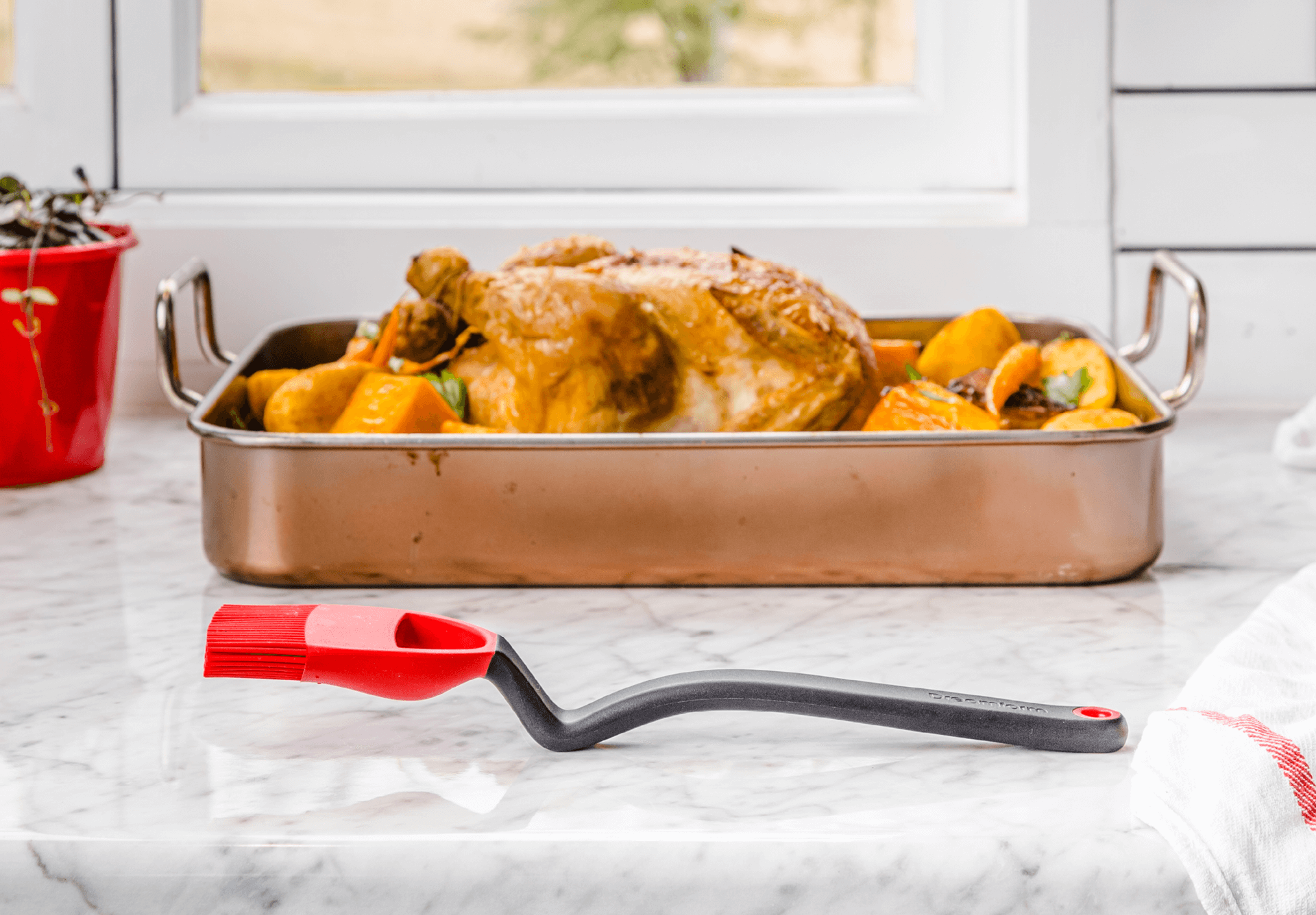 Tools & Accessories Dreamfarm Brizzle Silicone Baste, Scoop, & Drizzle Brush, Red