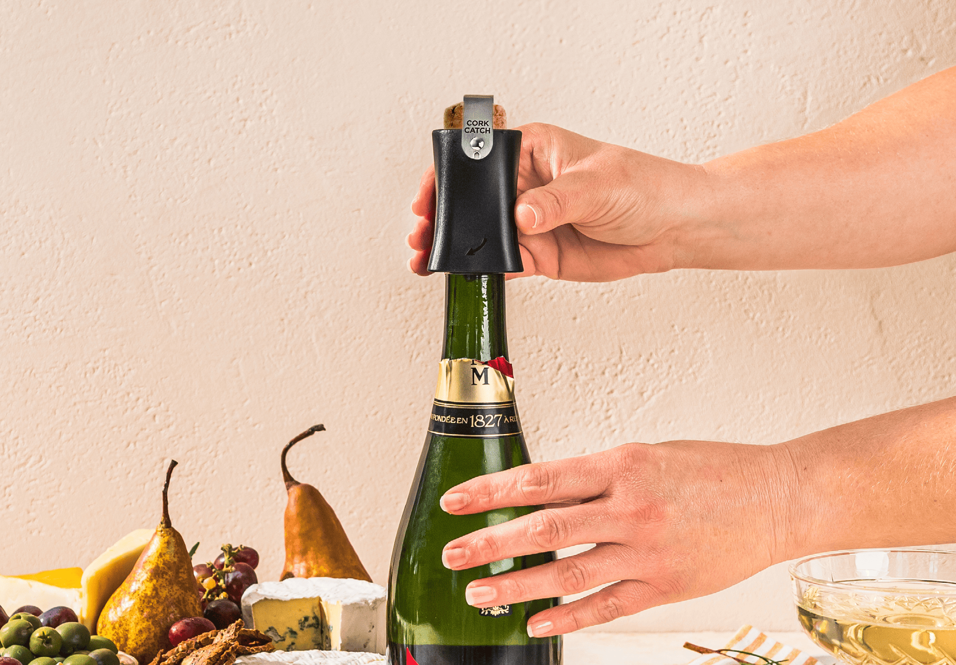 Tools & Accessories Dreamfarm Champop Easy Champagne Bottle Opener - Black