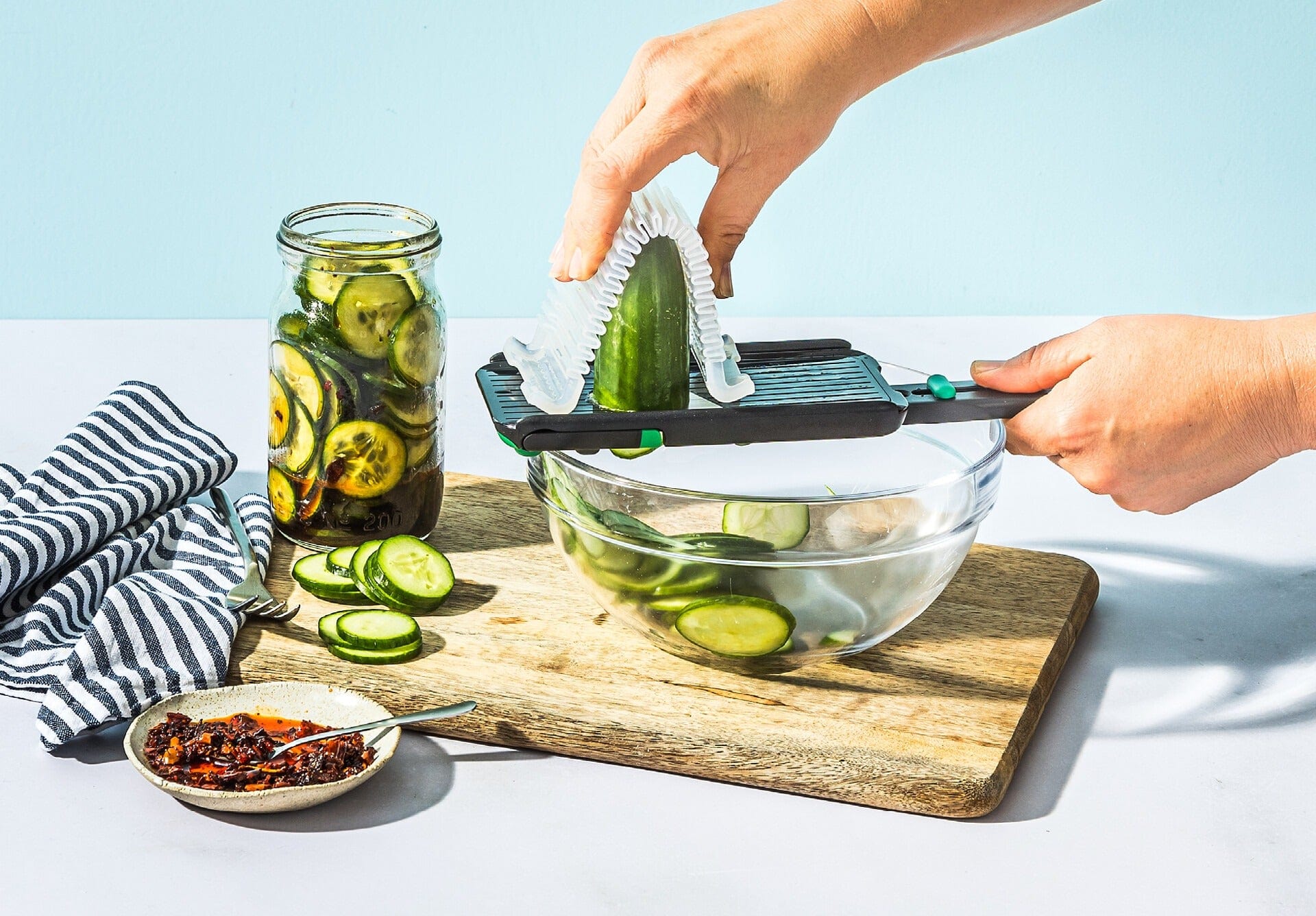 Tools & Accessories Dreamfarm Nocutu No Cut Mandoline with Flexible Finger Guard - Green