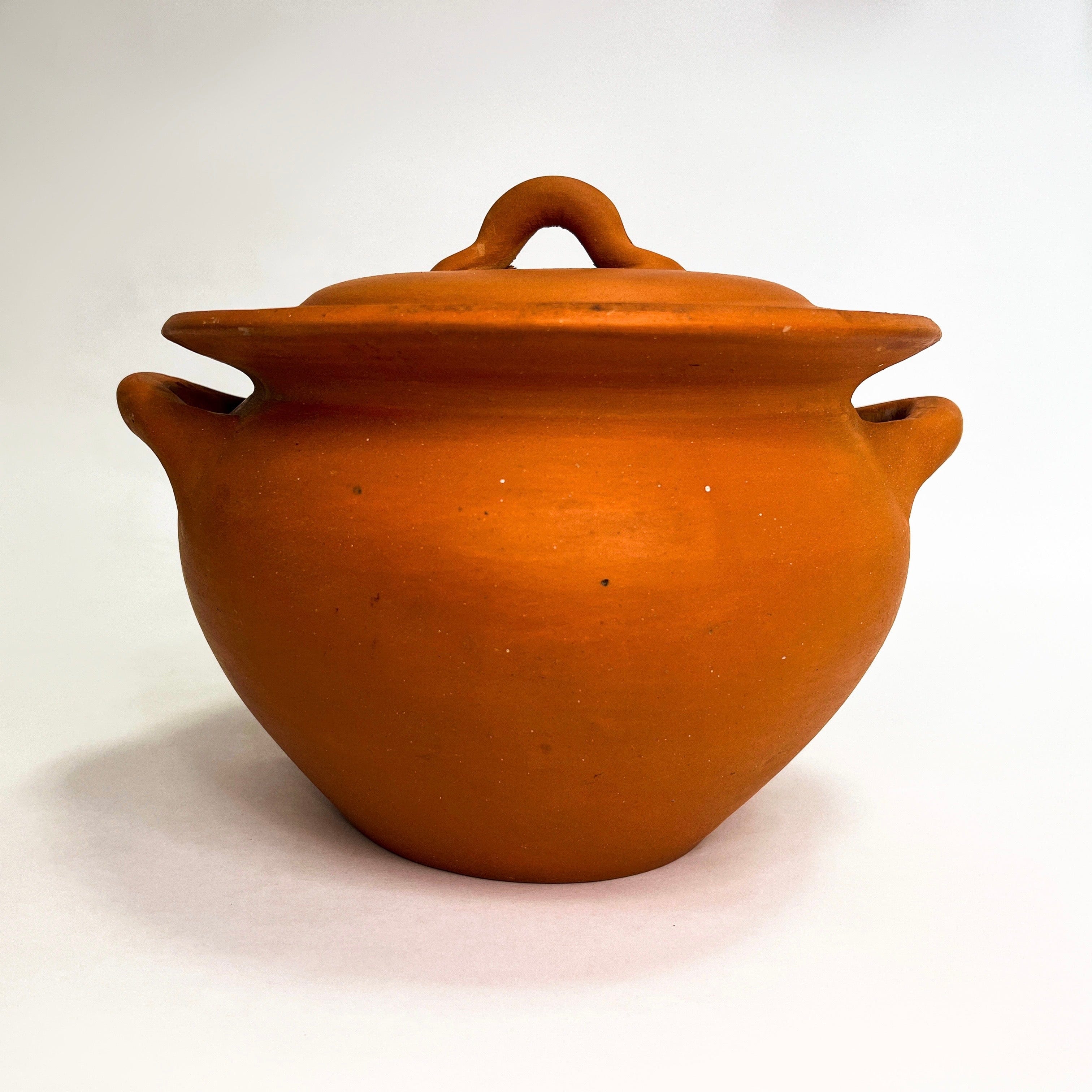 Cookware Egyptian Terra Cotta Bean Pot, 4.5 Qt.