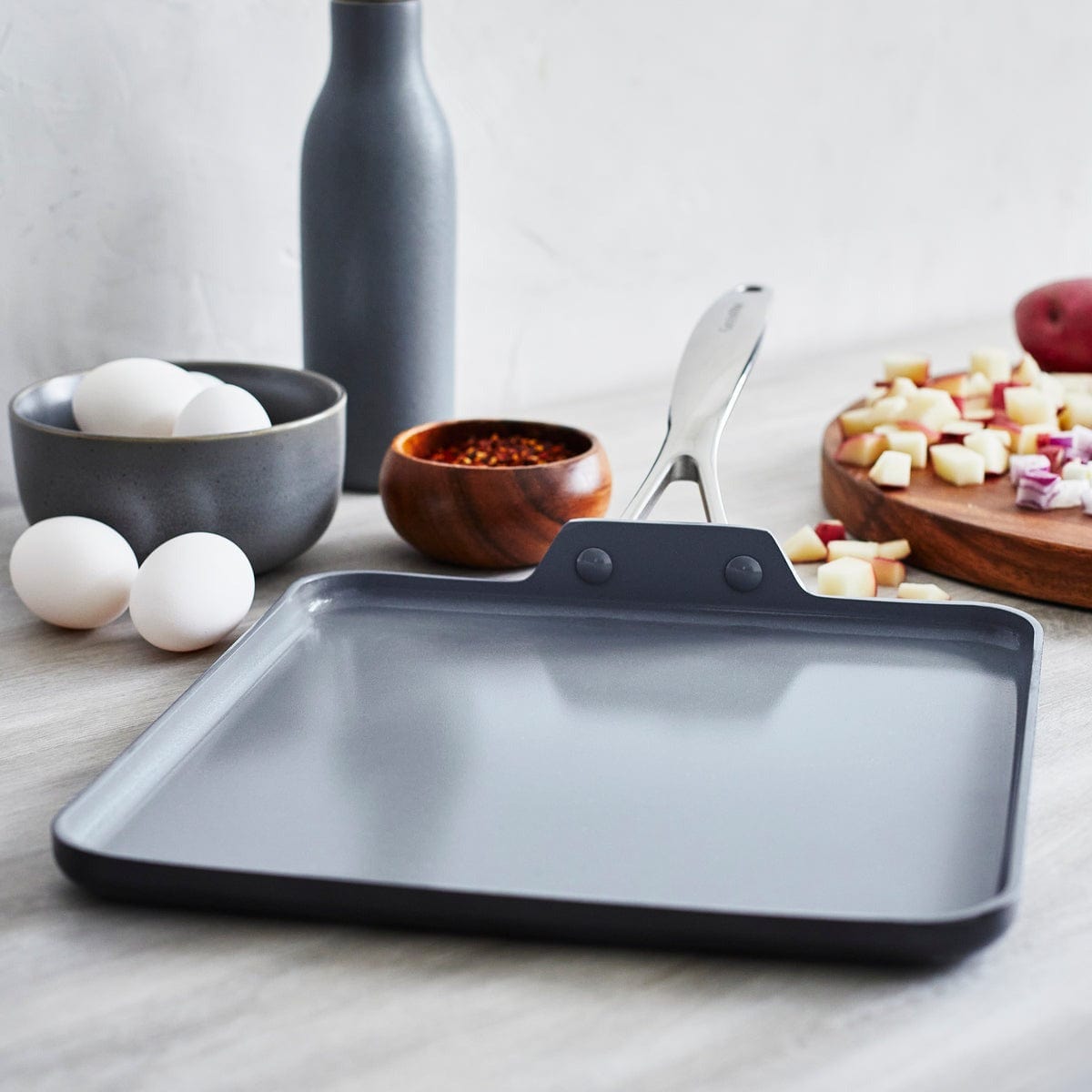 Cookware GreenPan Valencia Pro Non-Stick Square Griddle, 11"