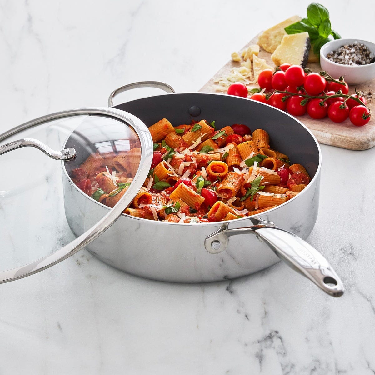 Cookware GreenPan Valencia Pro Saute Pan with Lid and Helper Handle, 5 Quart