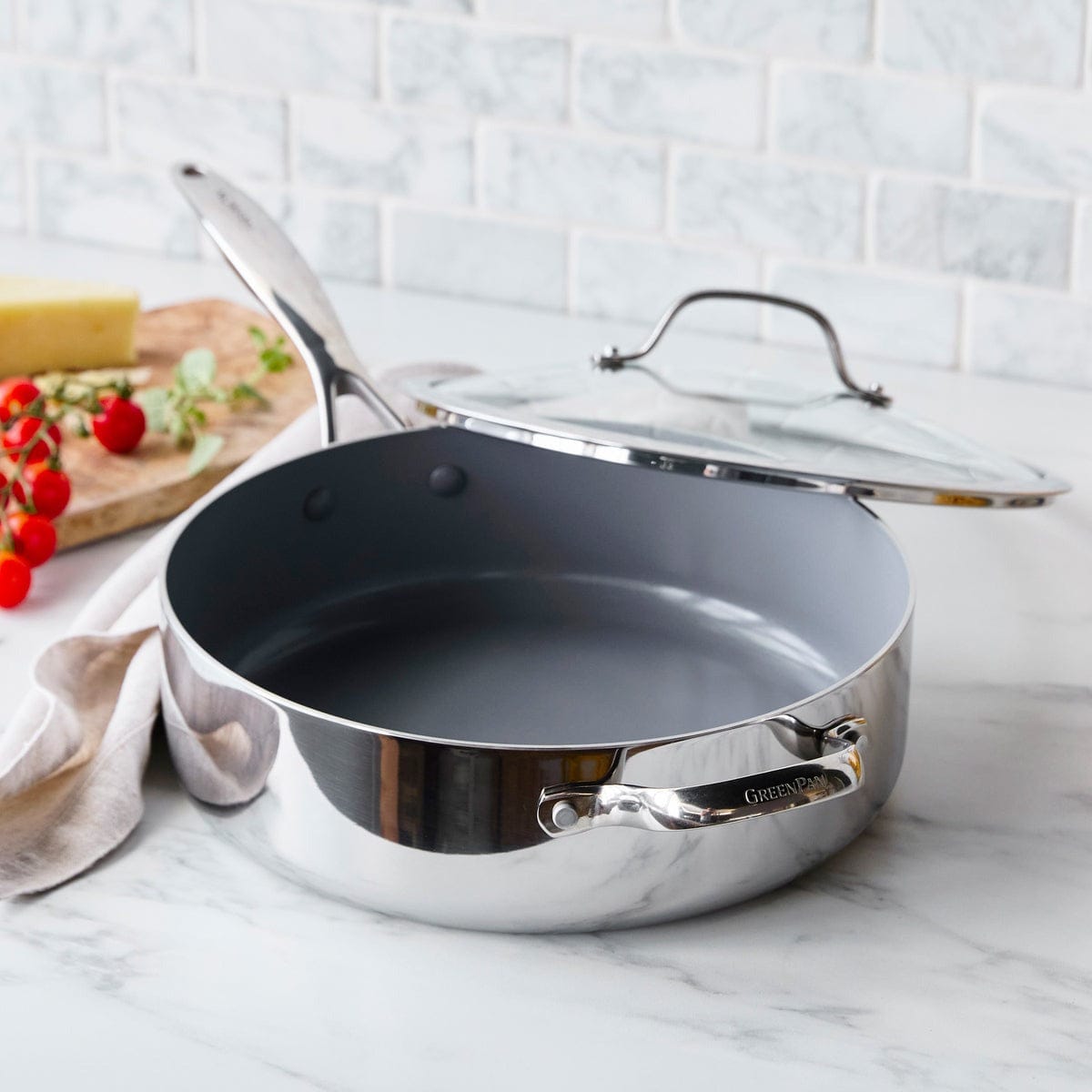 Cookware GreenPan Valencia Pro Saute Pan with Lid and Helper Handle, 5 Quart