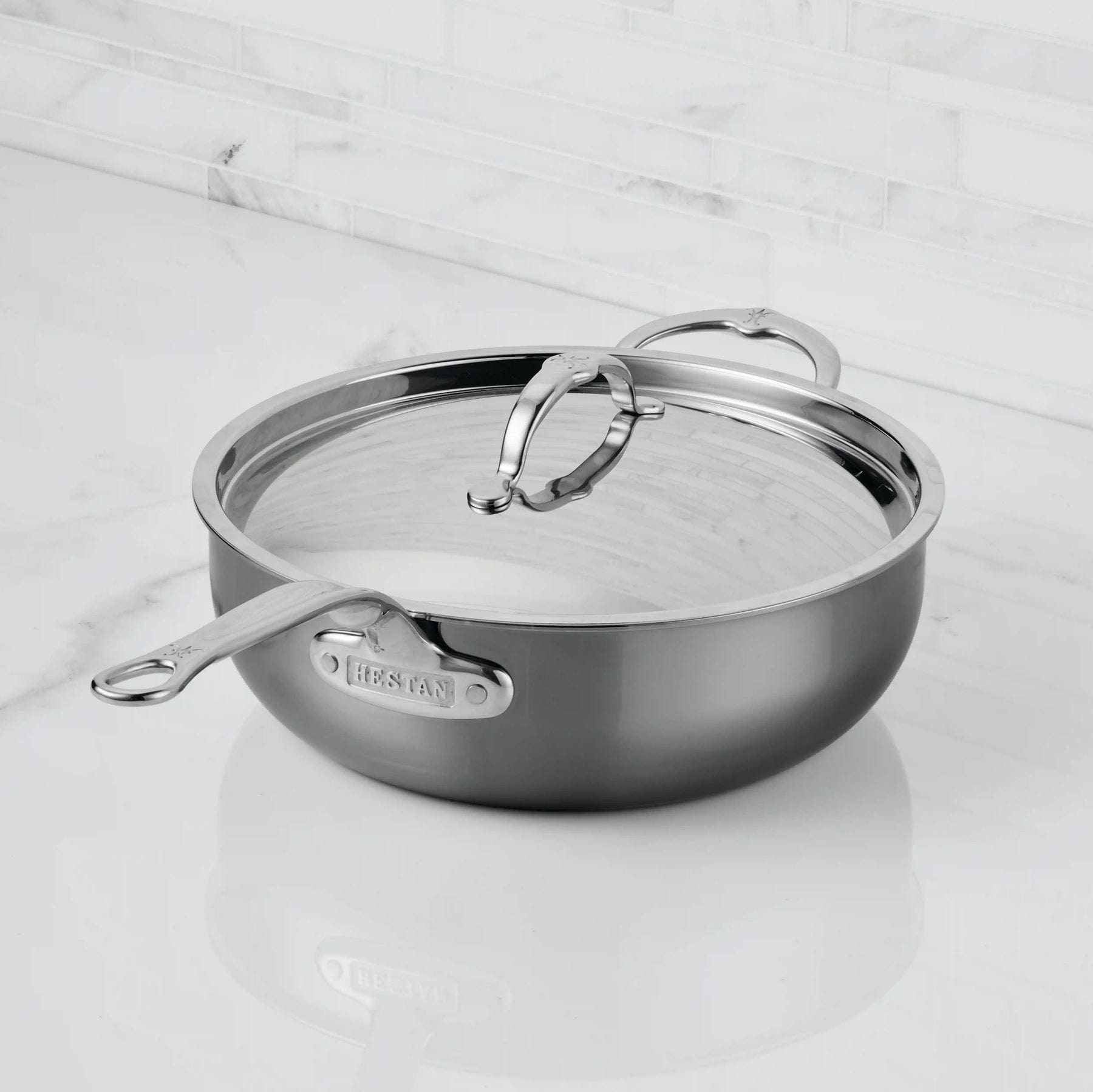 Cookware Hestan Nanobond Covered Essential Pan with Helper Handle - 5 Quart