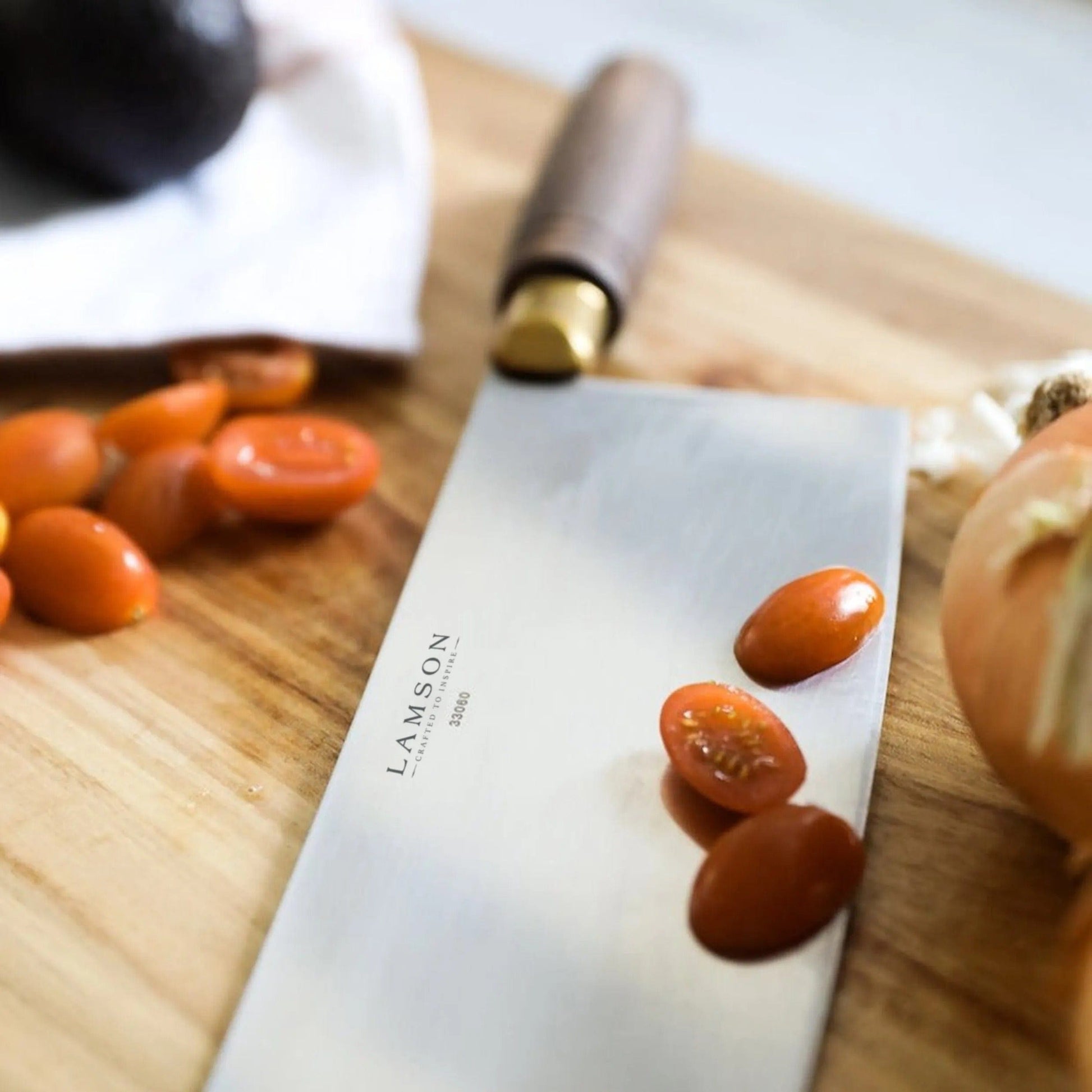 Cutlery Lamson - Classic Chinese Vegetable Cleaver - Walnut Handle - 8"