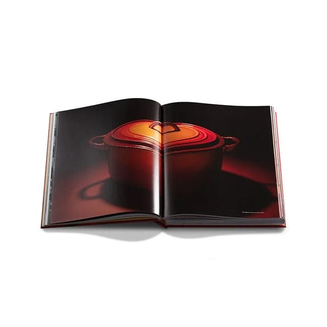 Books Le Creuset: A Century of Colorful Cookware by Assouline Books