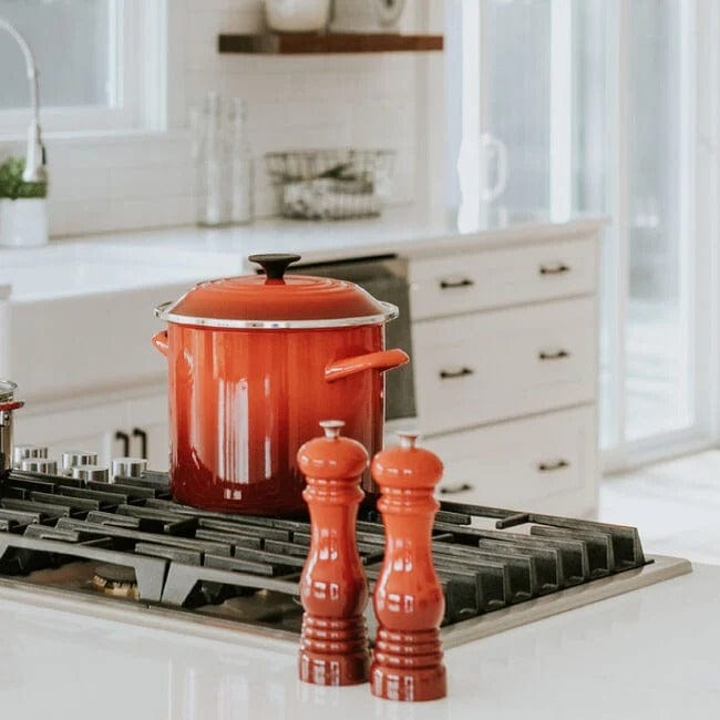 Table & Counter Accessories Le Creuset Classic Adjustable Pepper Mill - Multiple Colors