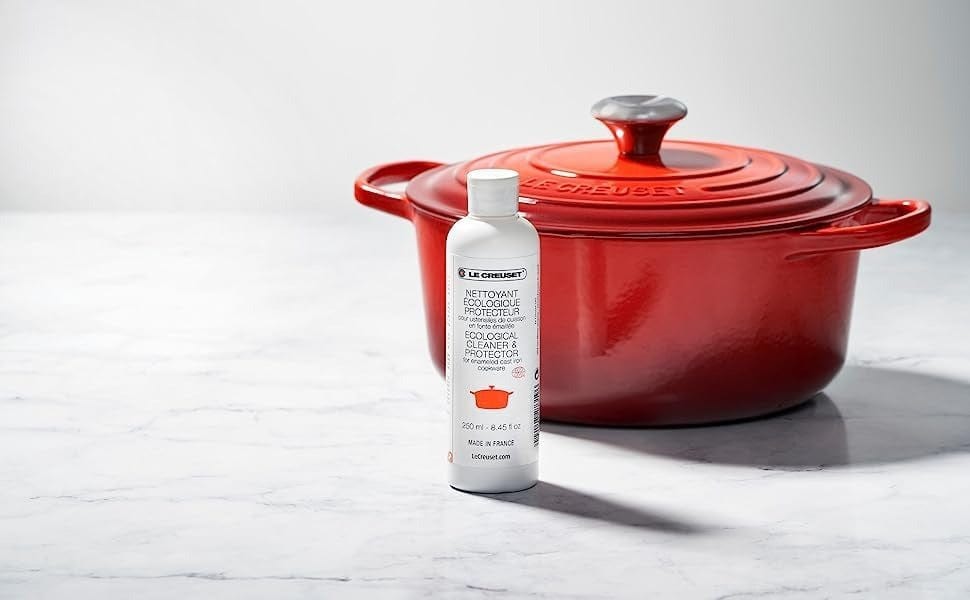 Le Creuset Enamel Cast Iron Cleaner – Toque Blanche