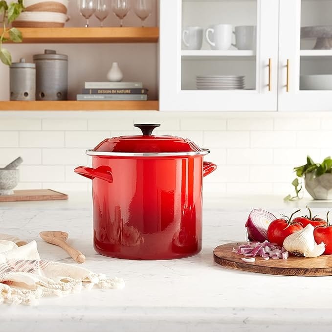 Le Creuset Mixed Material 20-Piece Set - Cerise – Toque Blanche