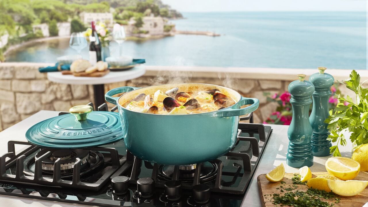 Le Creuset Salt Mill, Riviera – Toque Blanche