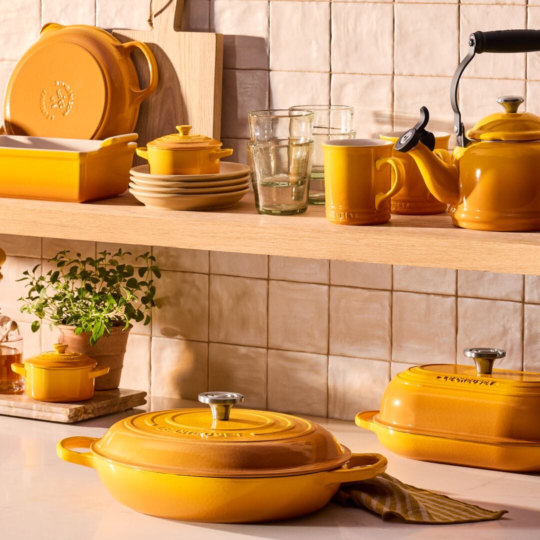 Cookware Le Creuset Signature Braiser - 3.5qt, Nectar