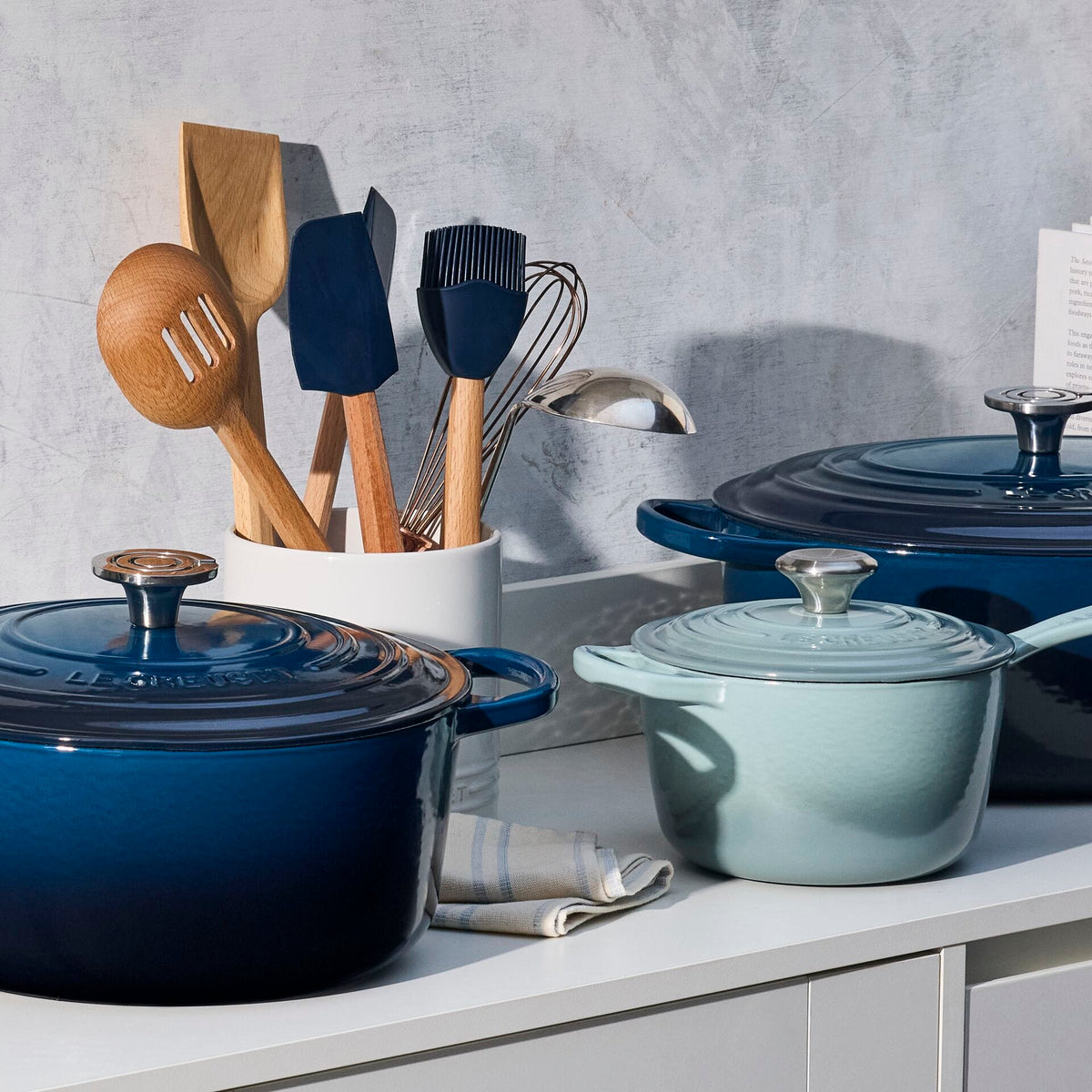 Cookware Le Creuset Signature Deep Round Oven - 6.5 Quart, Nuit