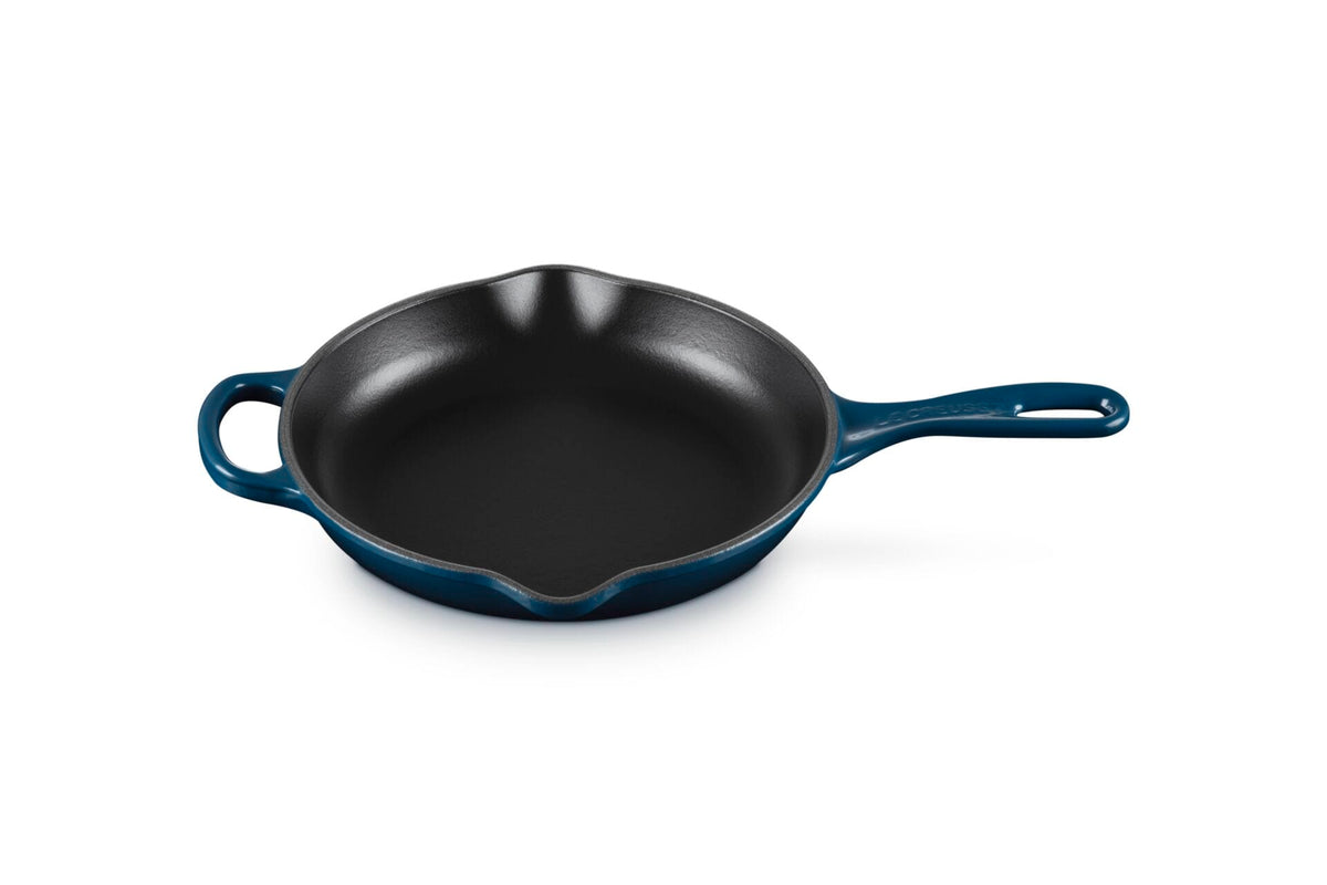 Cookware Le Creuset Signature Iron Handle Skillet - 9", Nuit