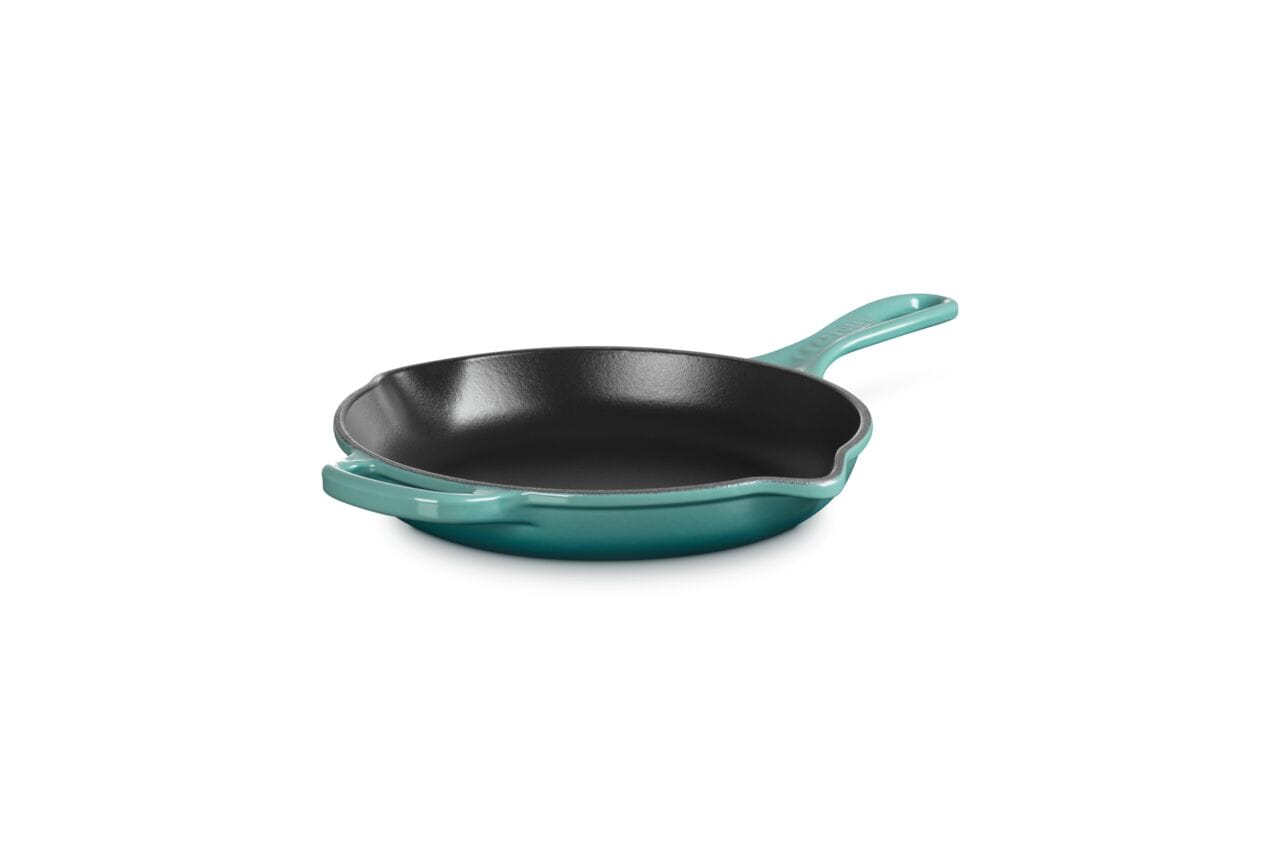 Cookware Le Creuset Signature Iron Handle Skillet - 9", Riviera