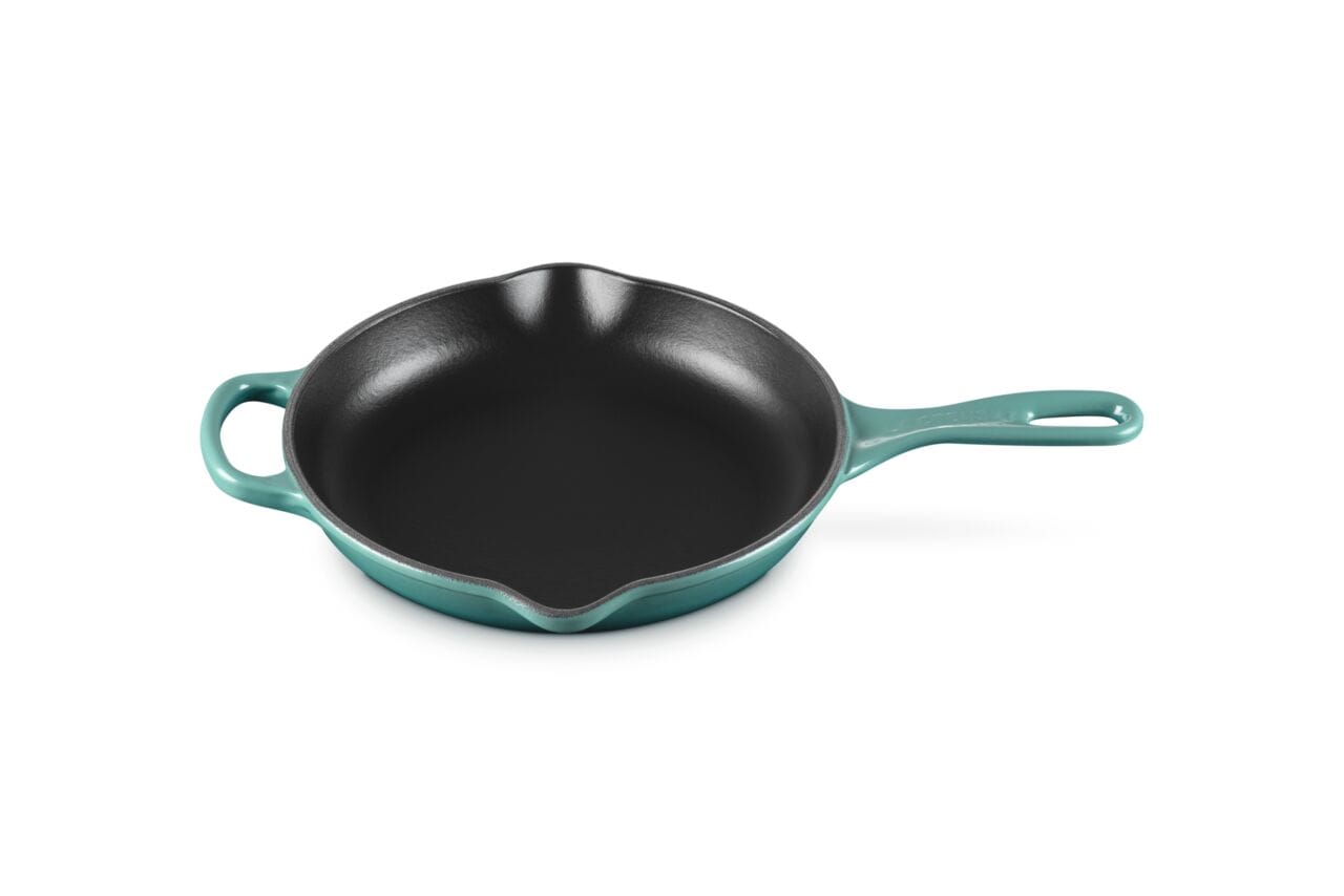 Cookware Le Creuset Signature Iron Handle Skillet - 9", Riviera