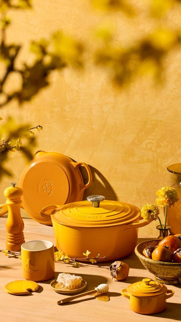 Cookware Le Creuset Signature Round Dutch Oven - 5.5 qt., Nectar