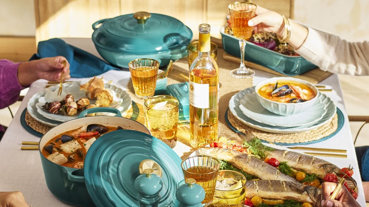 Cookware Le Creuset Signature Round Dutch Oven - 7.25 qt., Riviera