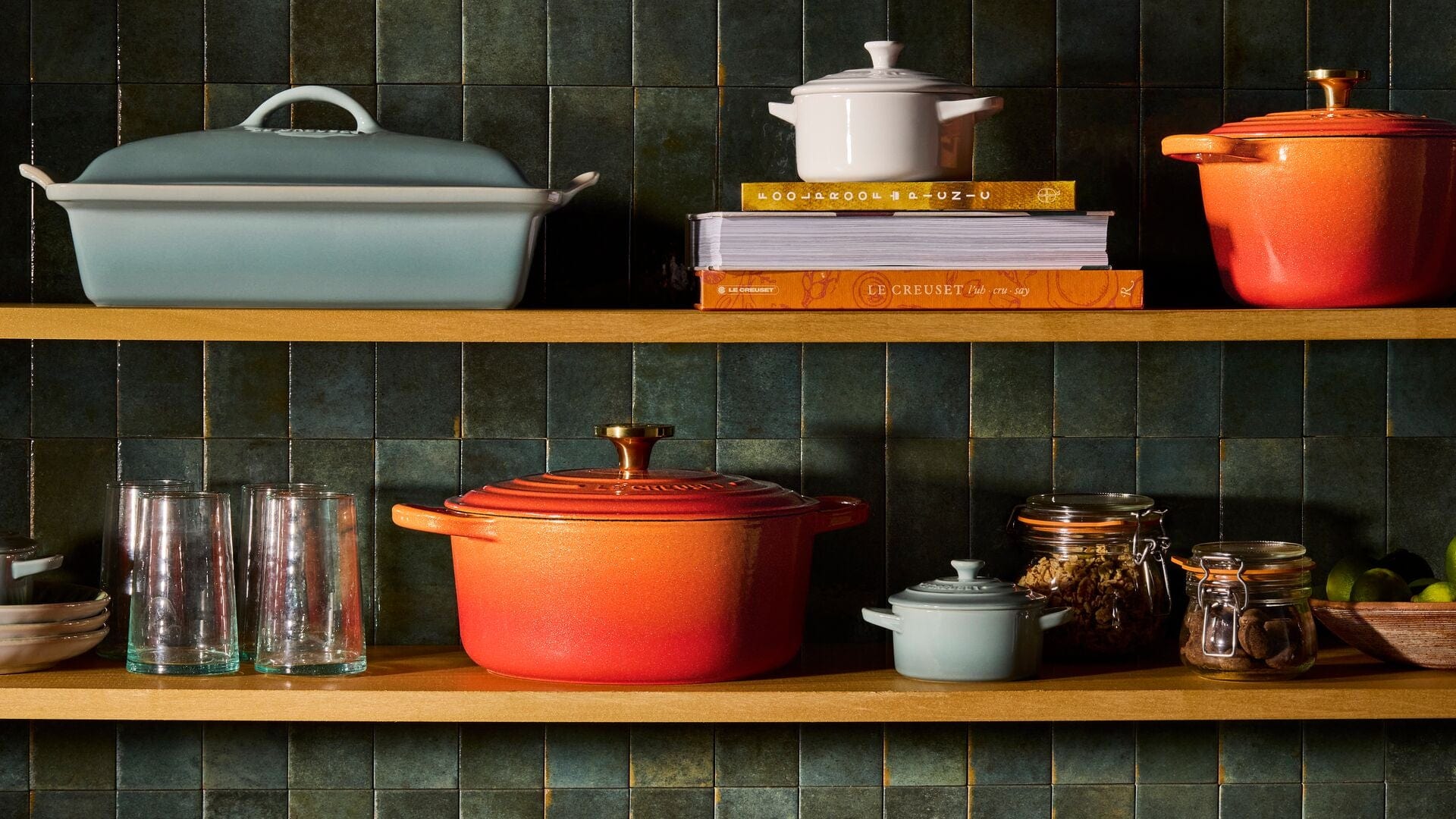 Cookware Le Creuset Signature Round Oven - 4.5 Quart - Flamme Dorée - Limited Edition