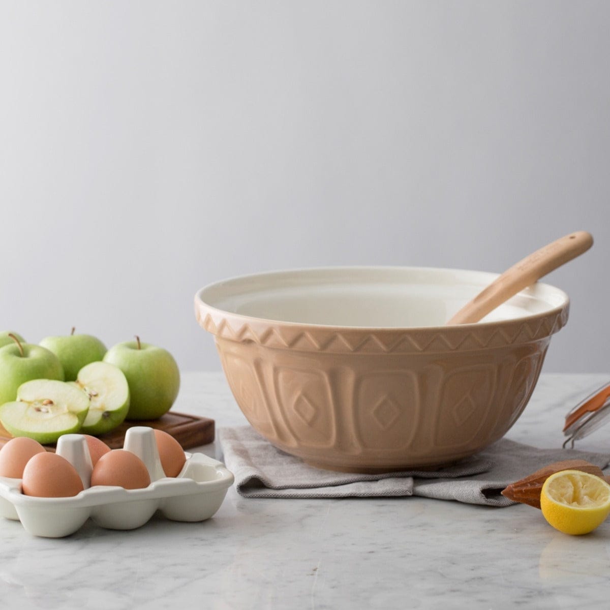 Bakeware Mason Cash Original Cane Mixing Bowls - Multiple Sizes