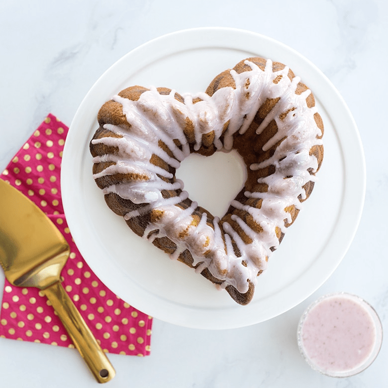 Bakeware Nordic Ware 10 Cup Elegant Heart Bundt Pan - Made in USA