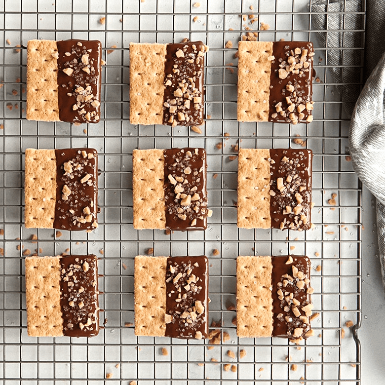 Nordic Ware Baking & Cooling Grid - Thumbnail 4