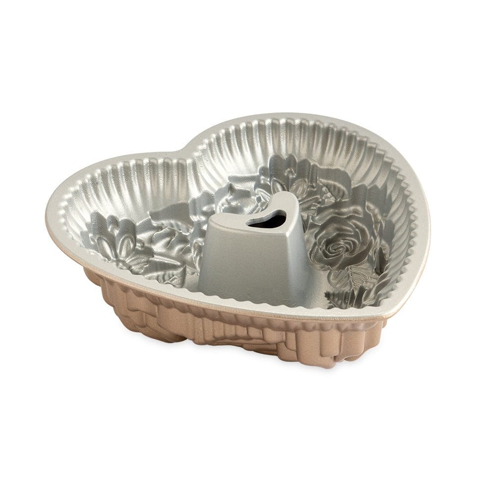 Bakeware Nordic Ware Floral Bouquet Bundt Pan