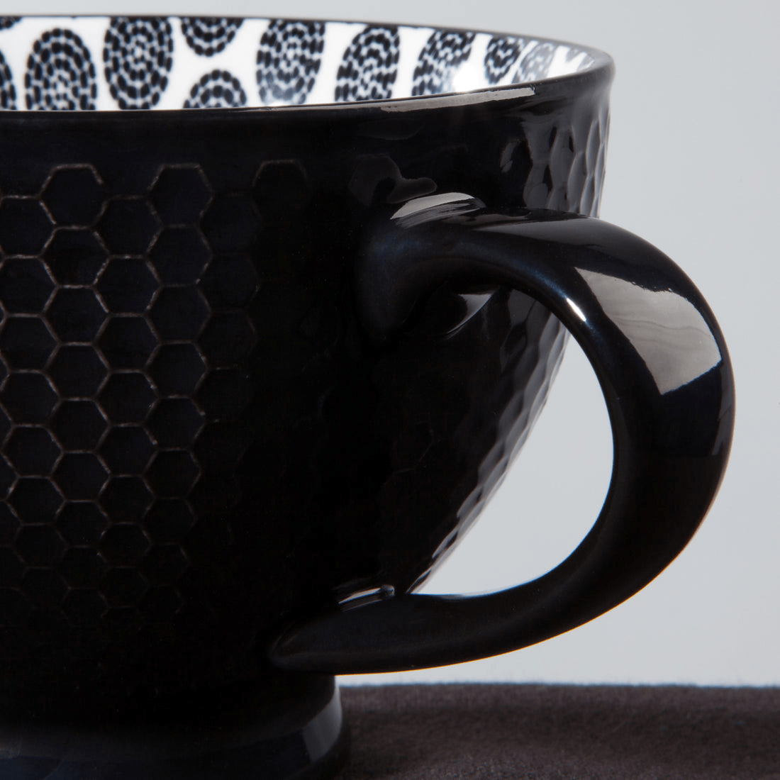 Coffee & Tea Now Designs - Black Stamped Latte Mug - 14 oz