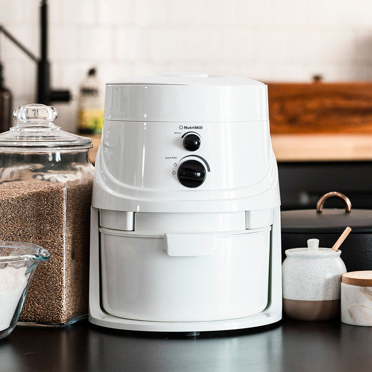 Electrical Appliances NutriMill High-Speed Classic Grain Mill