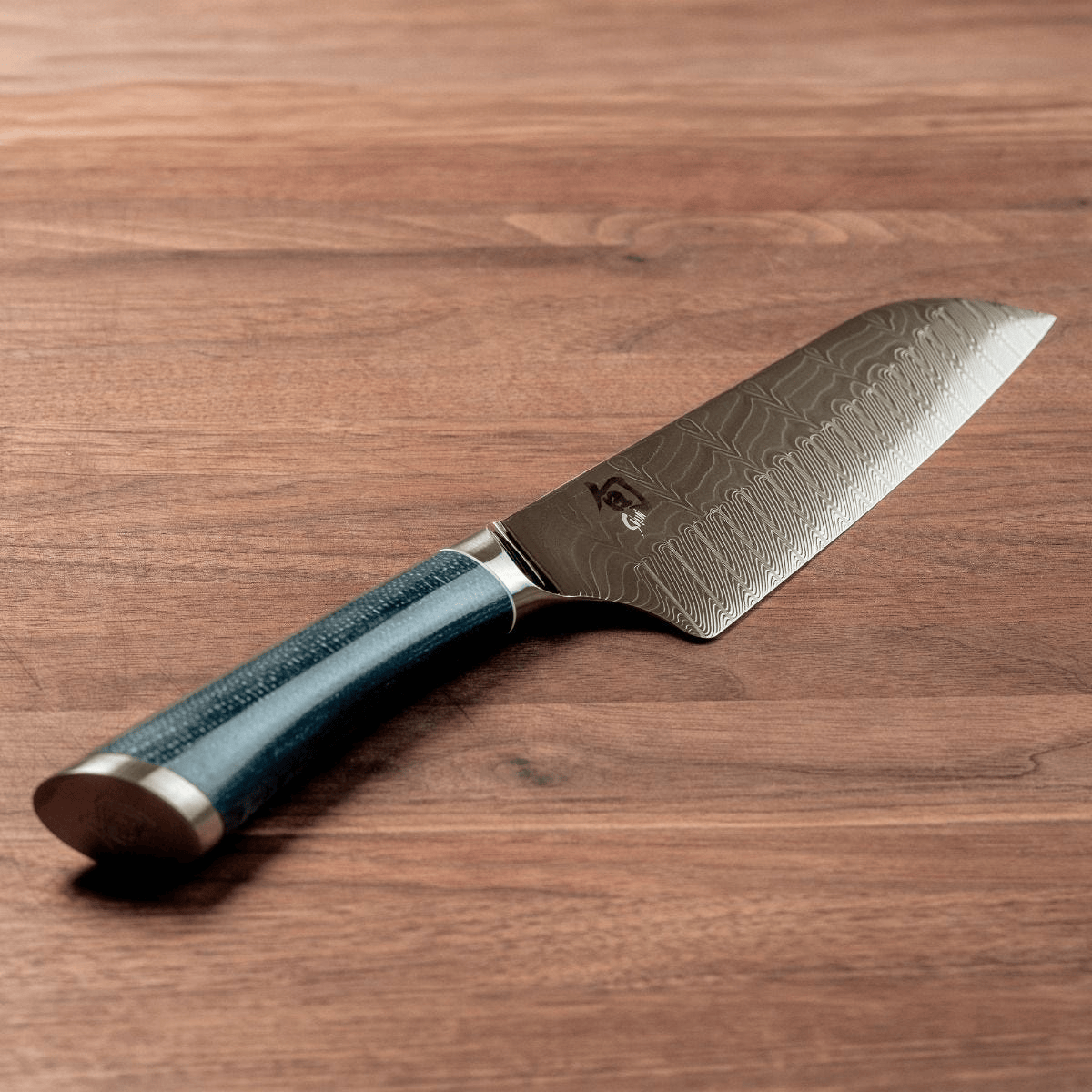 Cutlery Shun Shiranami 7" Santoku Knife