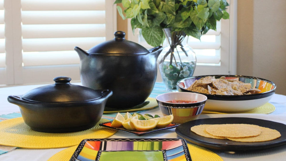 Chamba Cookware Authentic Chamba Soup & Bean Pot - Elegant, All-Natural Black Clay Pot with Cover for Slow, Even Cooking - Stovetop & Oven Safe - Handmade in Colombia