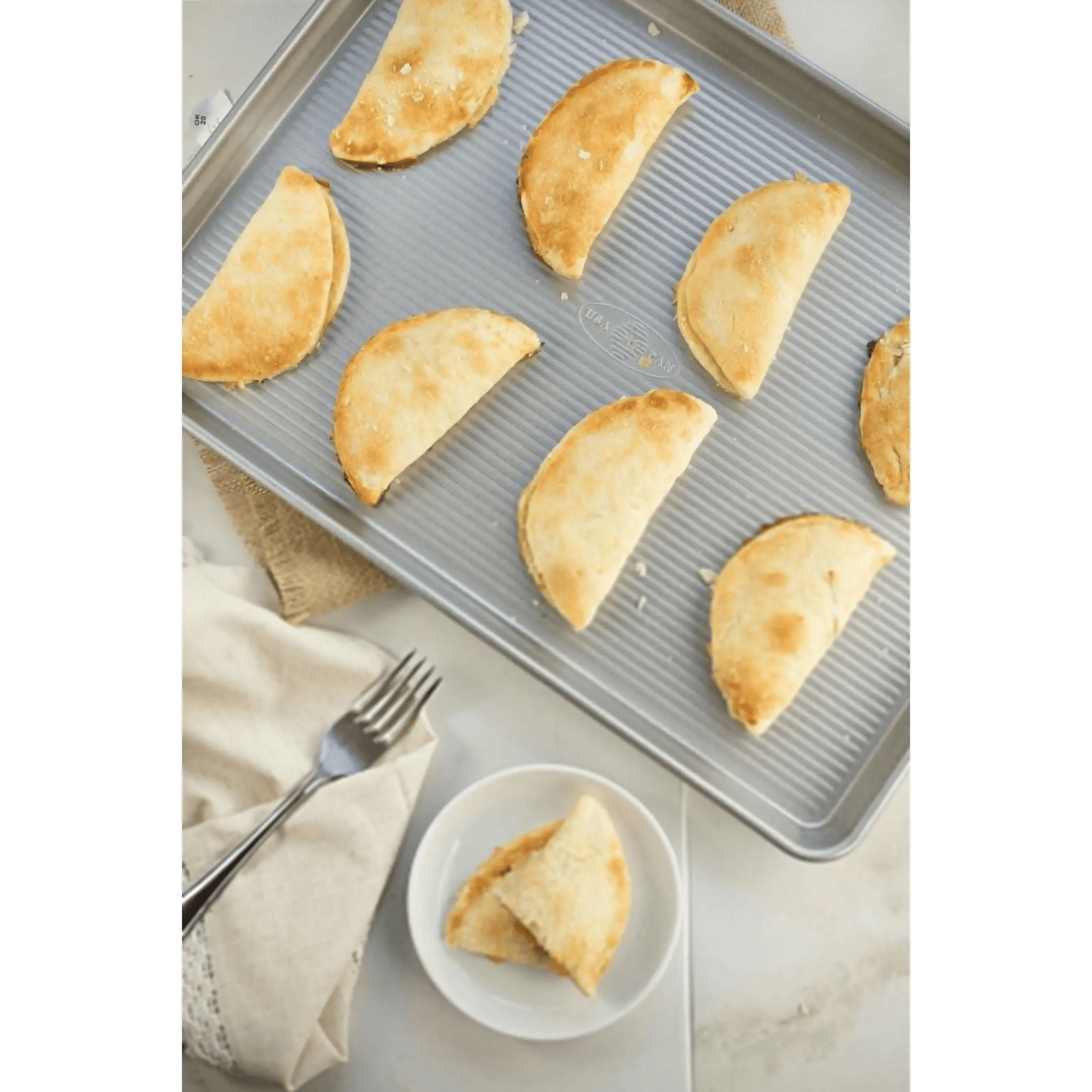 Bakeware USA Pan Extra Large Sheet Pan - 20" x 14"