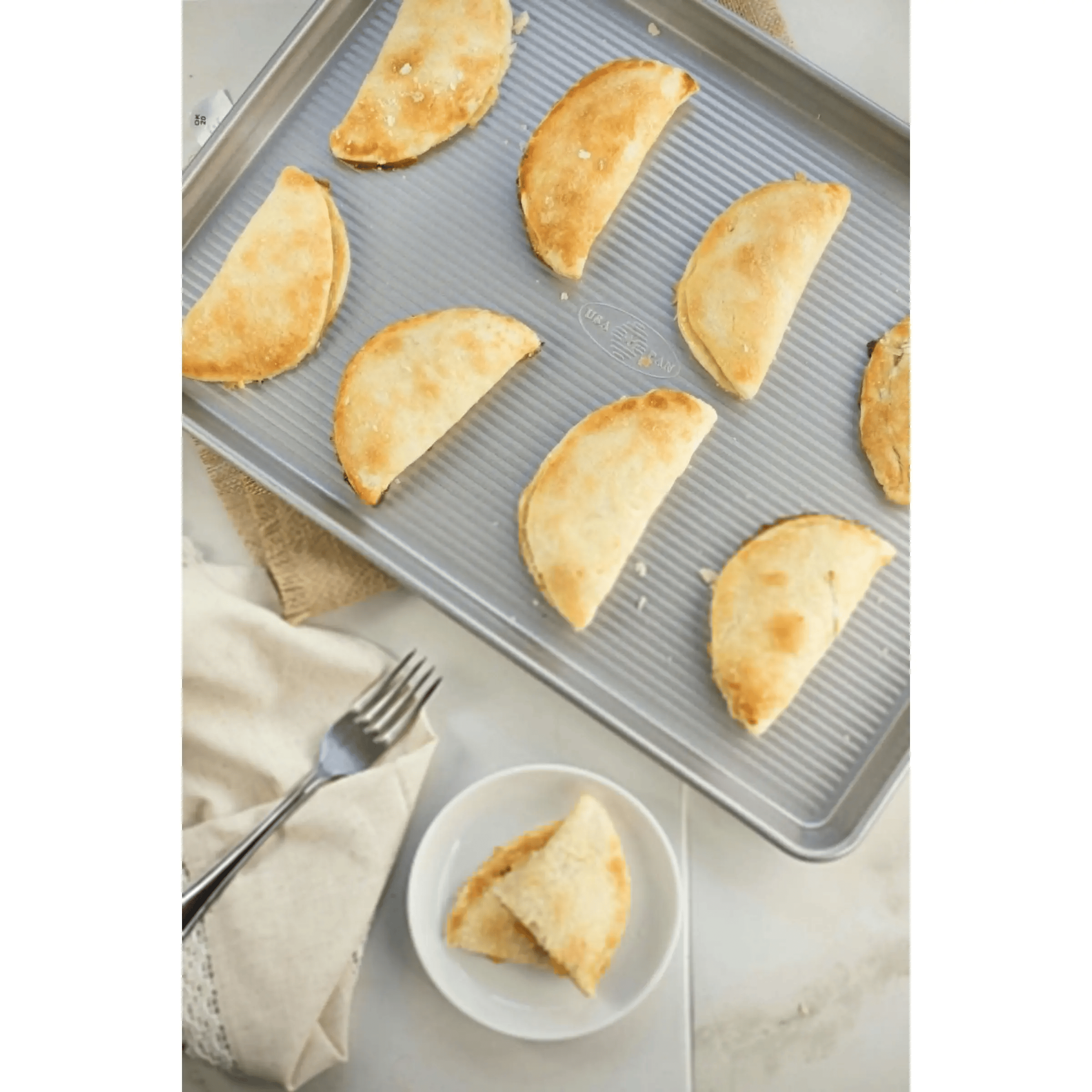 Bakeware USA Pan Extra Large Sheet Pan - 20" x 14"