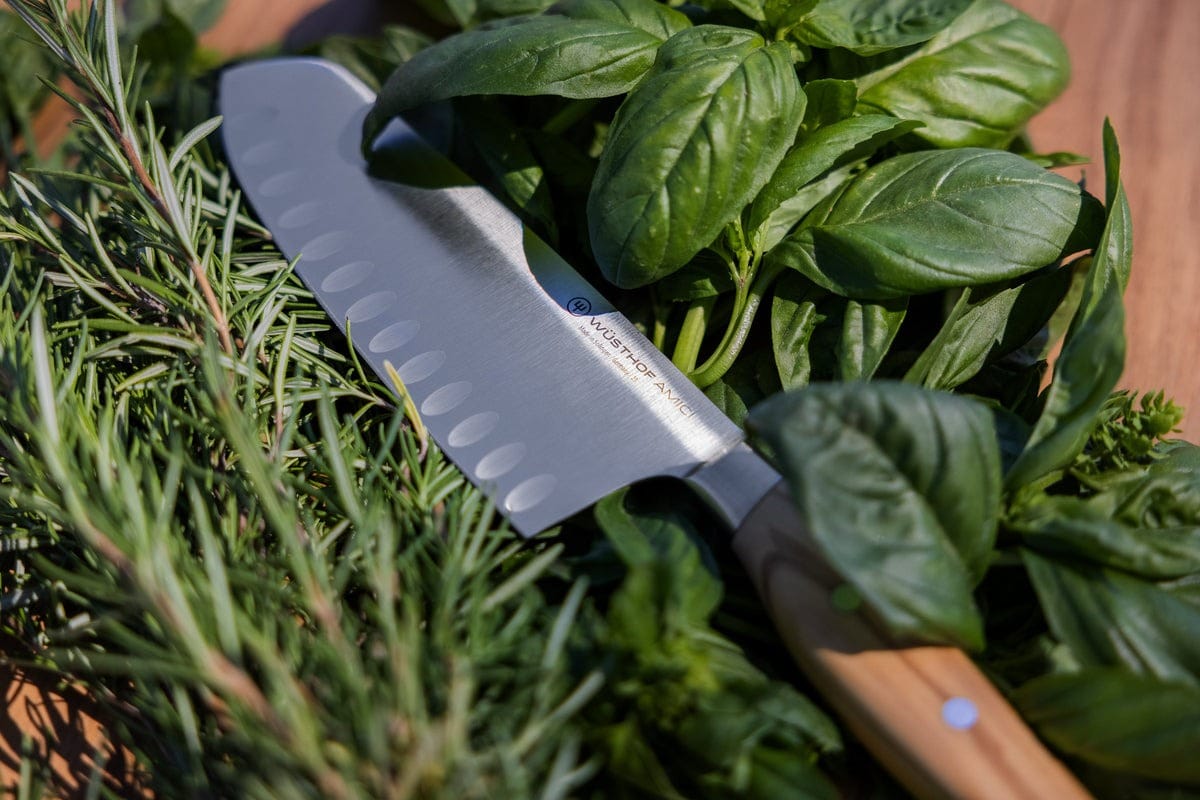Cutlery Wusthof Amici Santoku Hollow Edge Knife, 7"