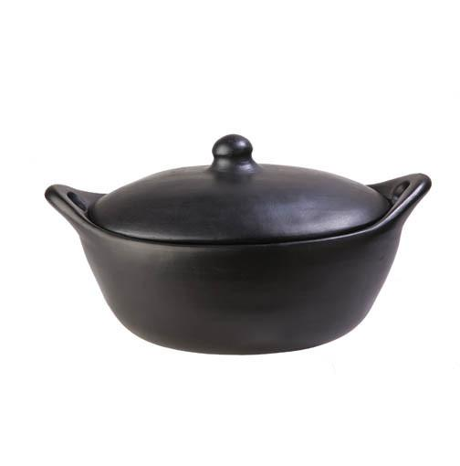 Colombian Black Clay Cooking pot l oval cooking pot l Ocasa