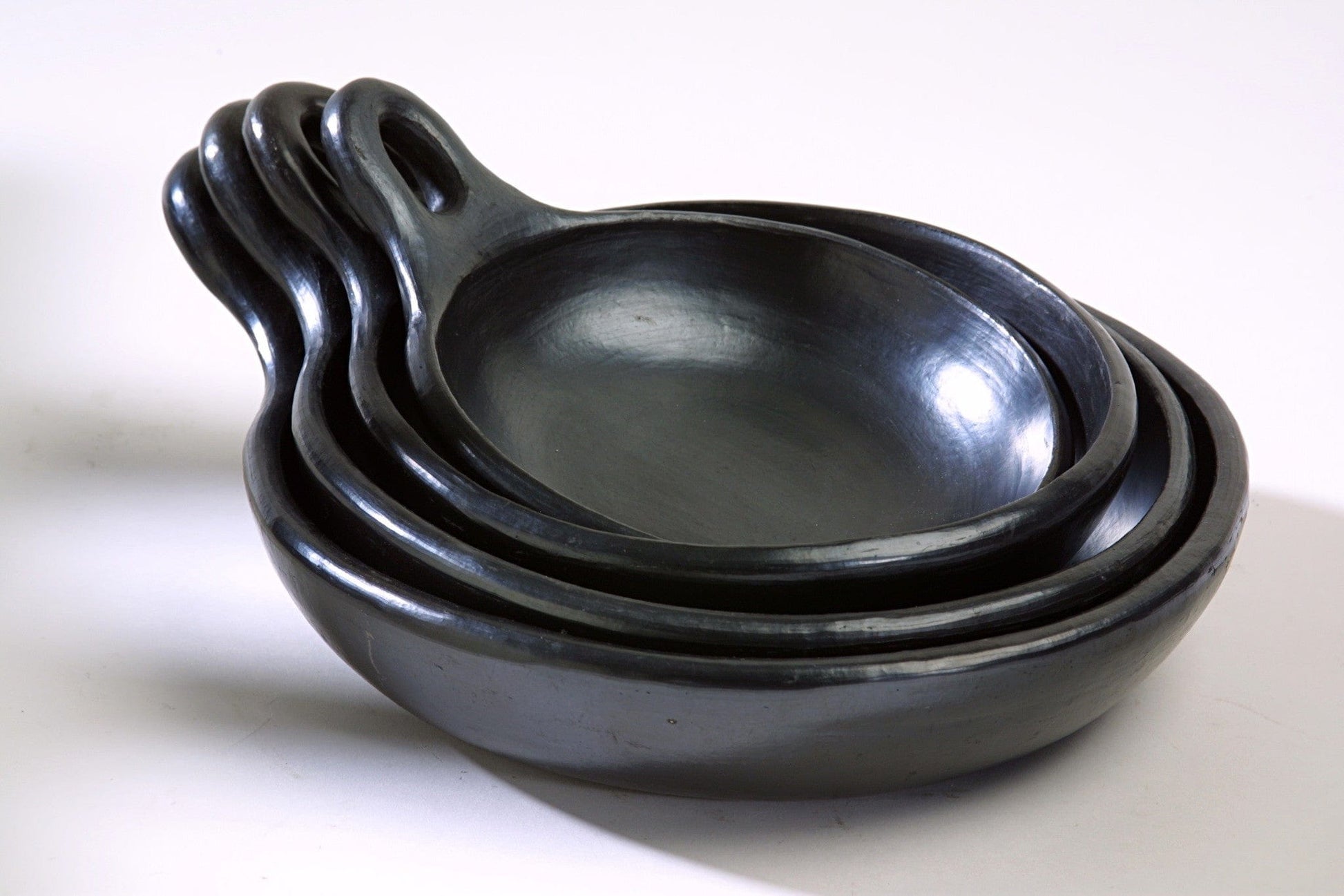 Chamba Cookware Authentic Chamba Saute Pan - All-Natural Black Clay Frying Pan - Stovetop & Oven Safe – Handmade in Colombia