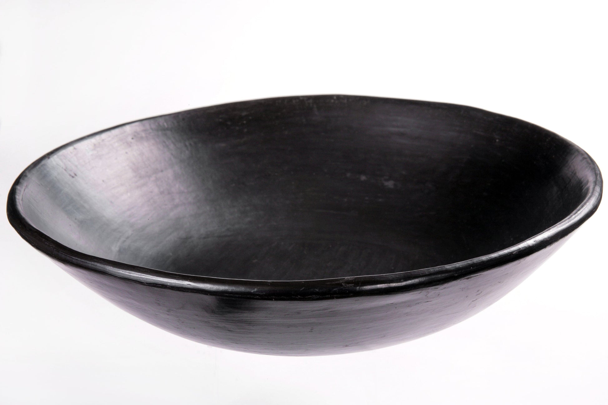 Chamba Cookware Authentic Chamba X-Large Pasta Bowl - Elegant, All-Natural Black Clay Dish for Serving Pasta, Salads and More or as a Fruitbowl - Handmade in Colombia