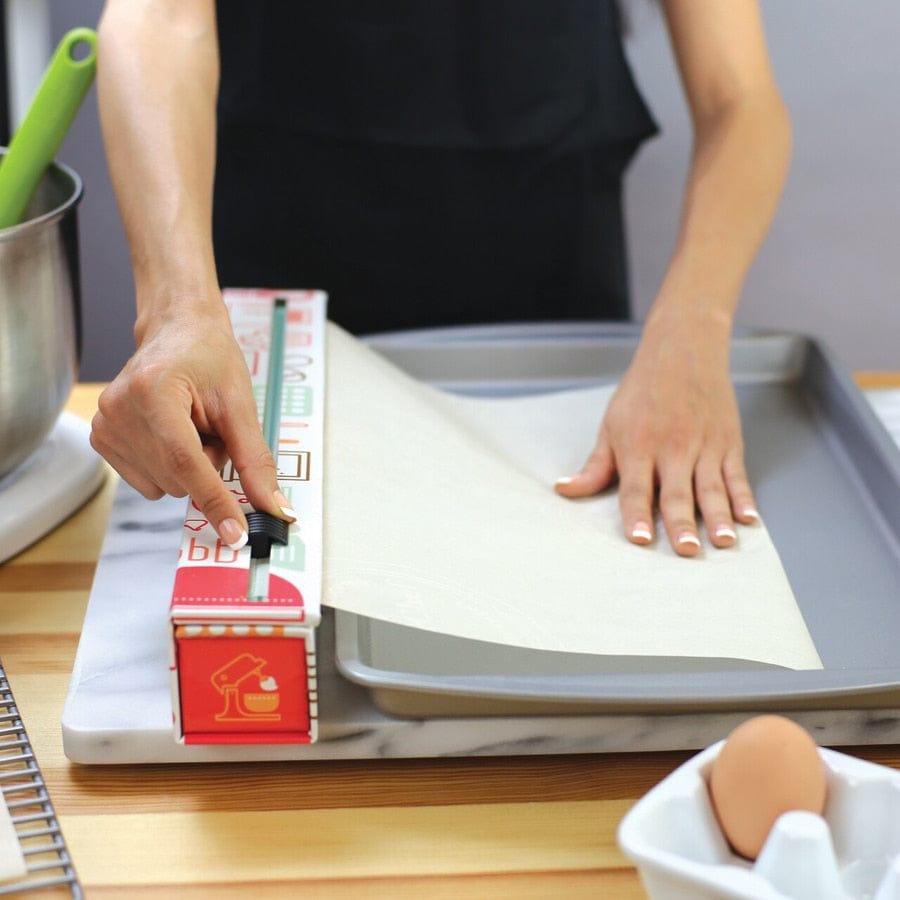 Bakeware Chic Wrap Parchment Dispenser Bakers Tools