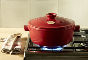 Emile Henry Flame Round Stewpot, Burgundy